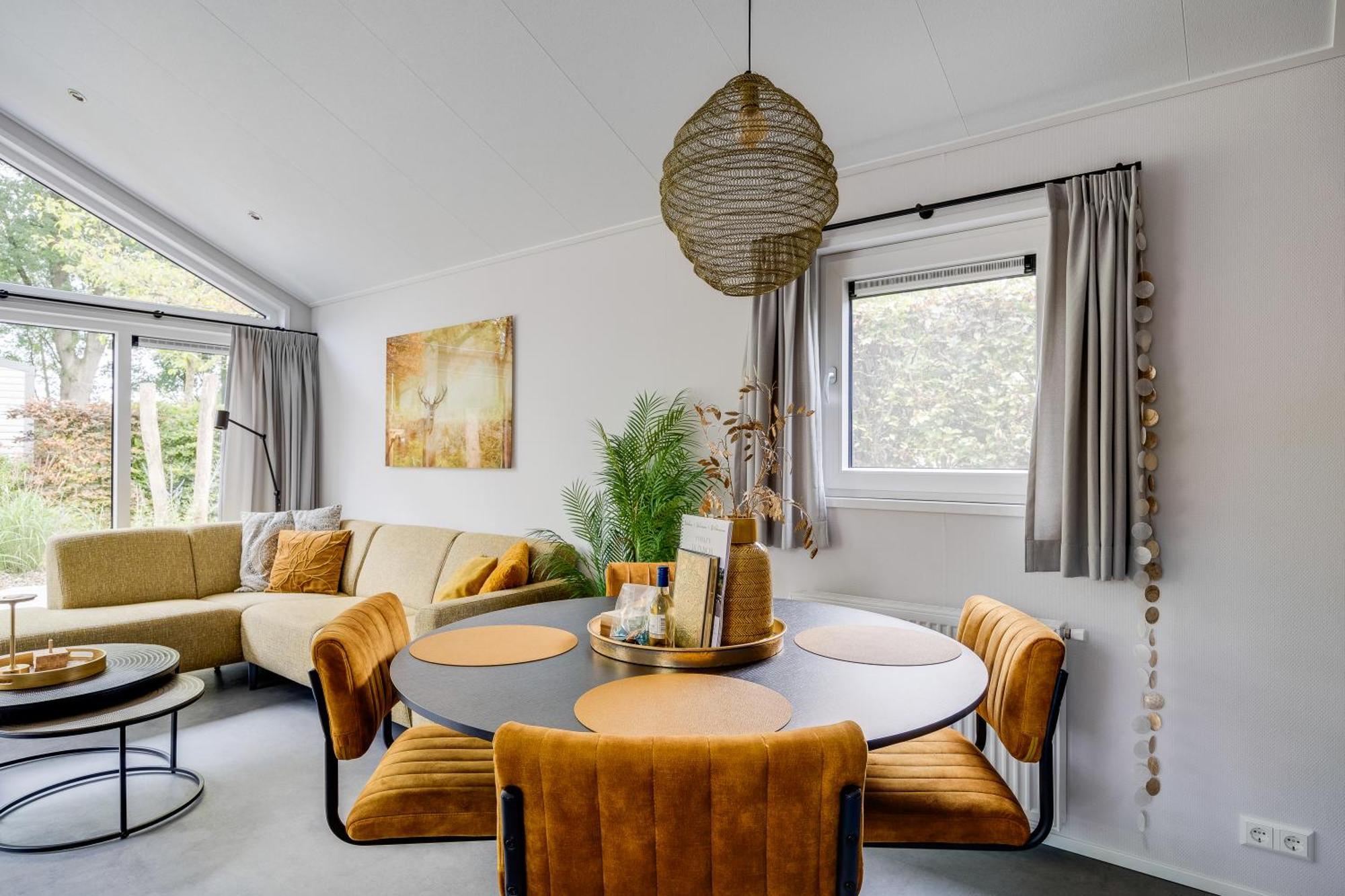 Modern Ingericht Chalet Op Groen Park Op De Veluwe Epe Buitenkant foto