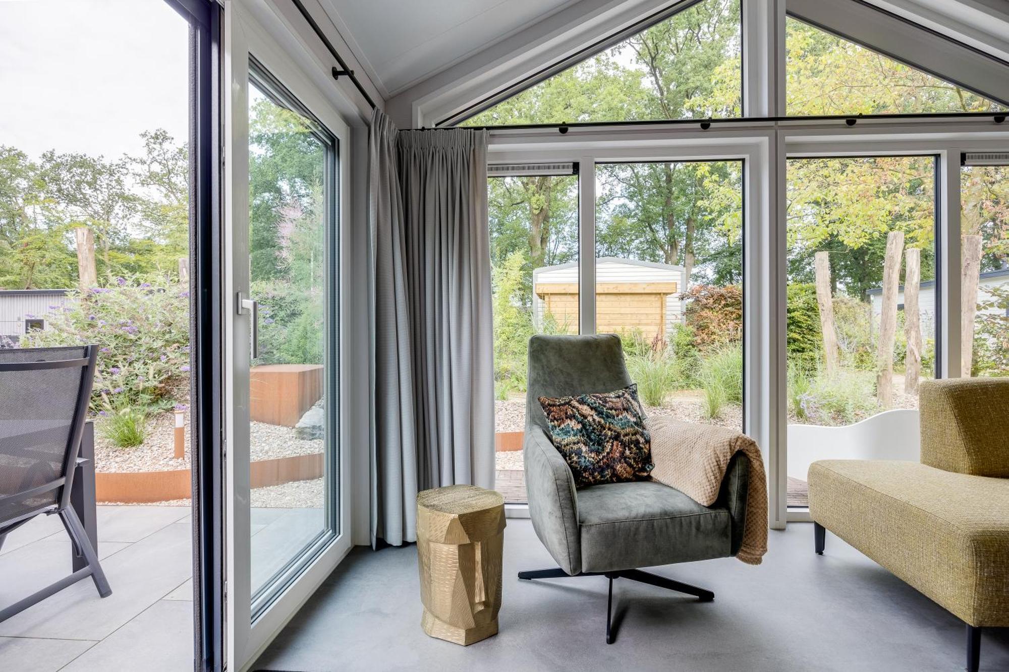 Modern Ingericht Chalet Op Groen Park Op De Veluwe Epe Buitenkant foto
