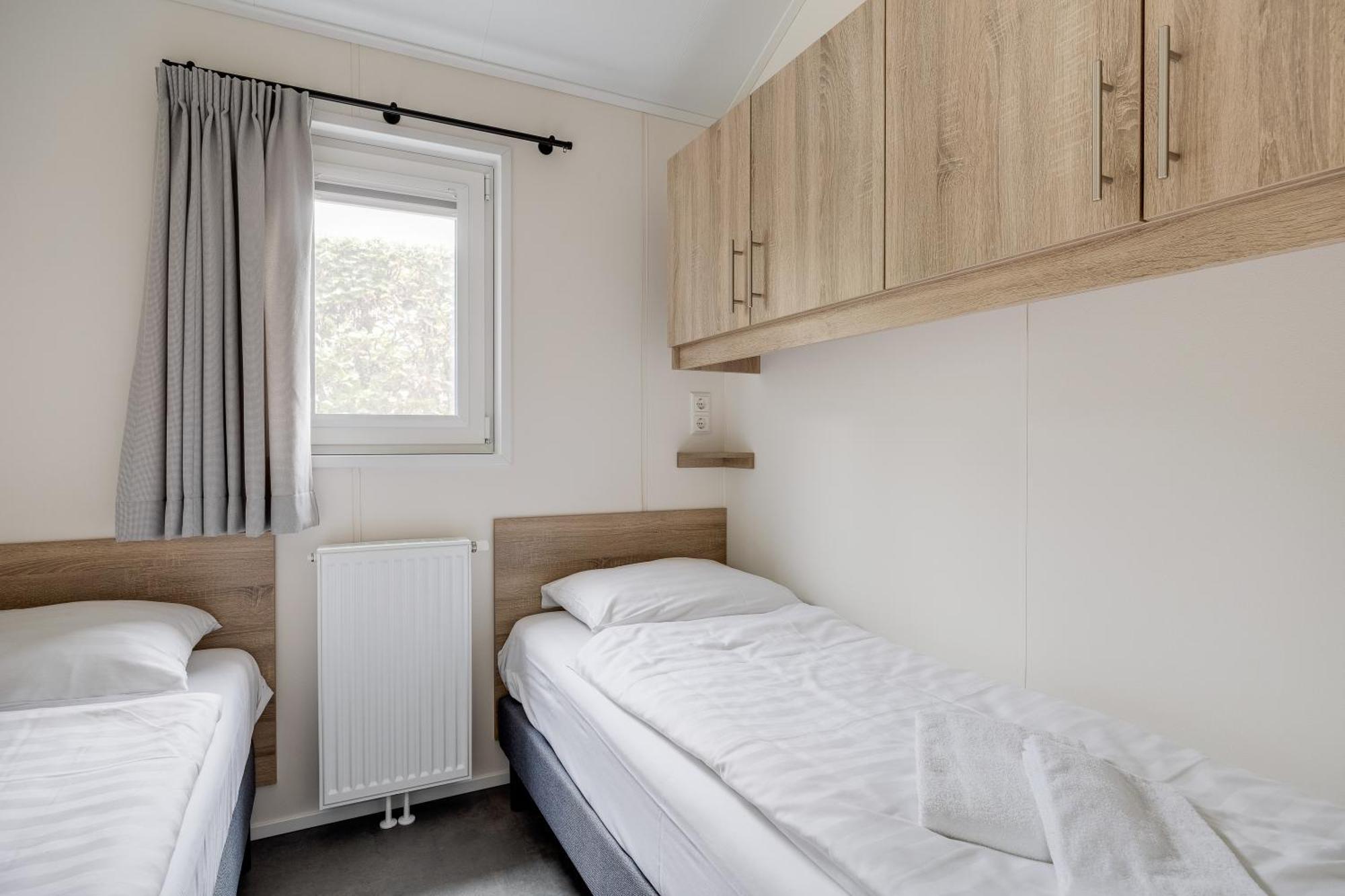 Modern Ingericht Chalet Op Groen Park Op De Veluwe Epe Buitenkant foto